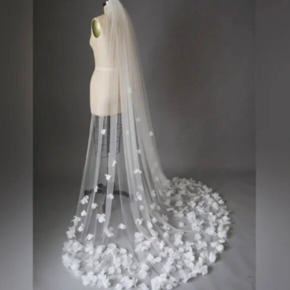 Floral Wedding Veil Chapel Length